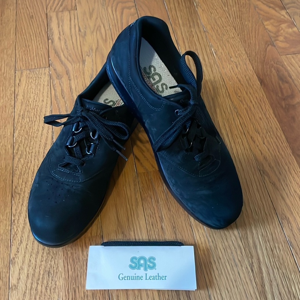 SAS Freetime Leather Walking TRIPAD Comfort Shoes Black Low Top Lace-up Sneakers